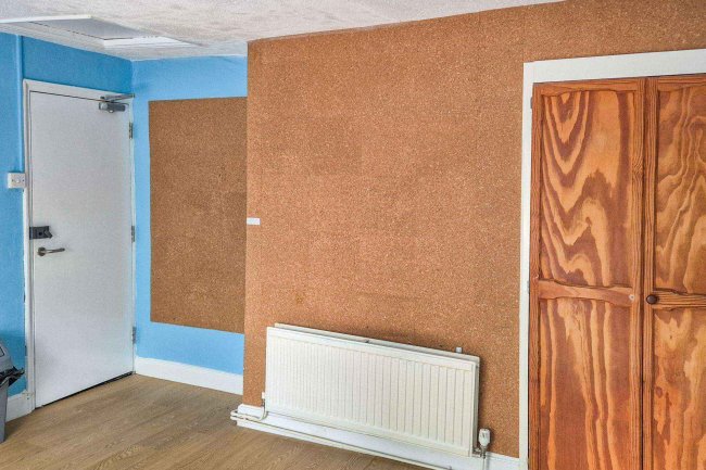 27 Roydon Road, Diss, Norfolk, IP22 4LN 2