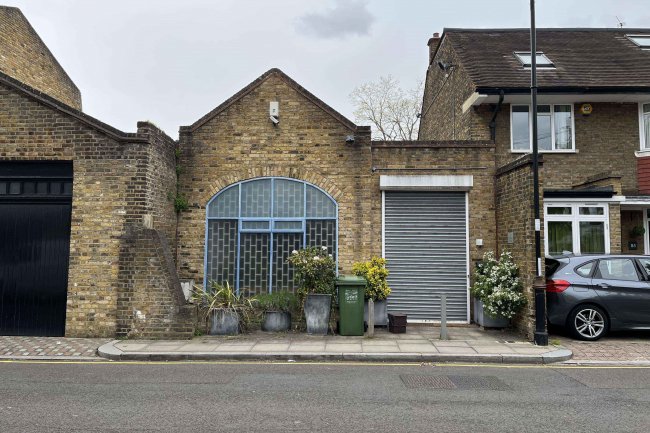 49 Corsica Street, Highbury, London N5 1JT 3