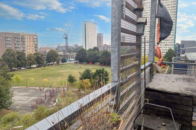 107 Millard Road, Deptford, London, SE8 3GB 6