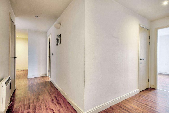 Apartment 315 The Bar, St. James Gate, 
Newcastle upon Tyne  NE1 4BA 9