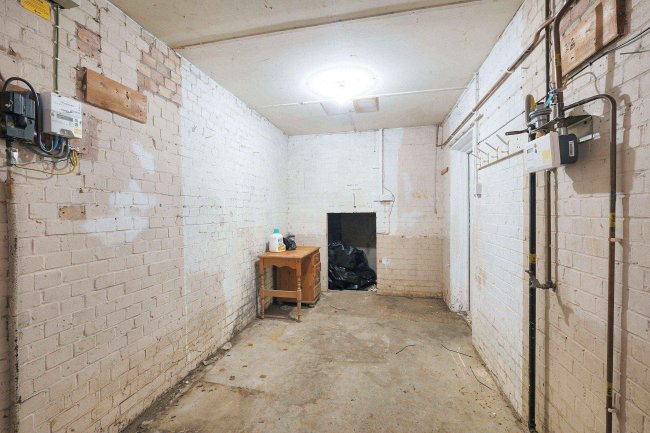 7 Taylors Lane, Buckden, St Neots, Cambridgeshire PE19 5TD 7