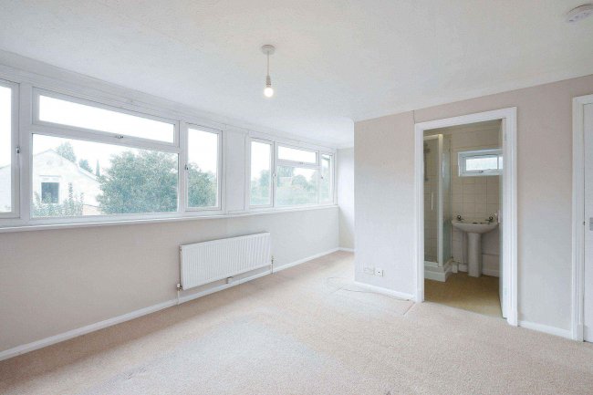 7 Taylors Lane, Buckden, St Neots, Cambridgeshire PE19 5TD 7