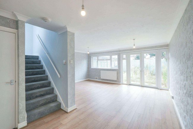 7 Taylors Lane, Buckden, St Neots, Cambridgeshire PE19 5TD 7