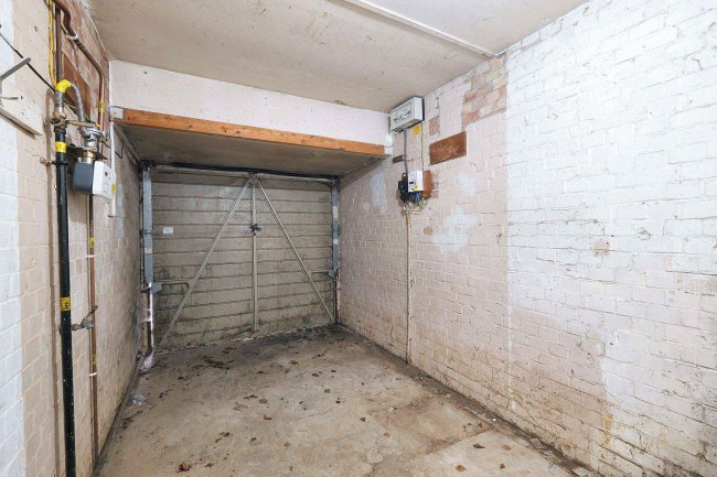 7 Taylors Lane, Buckden, St Neots, Cambridgeshire PE19 5TD 7