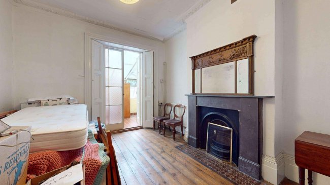 37 Bassein Park Road, Shepherds Bush, London, W12 9RW 10