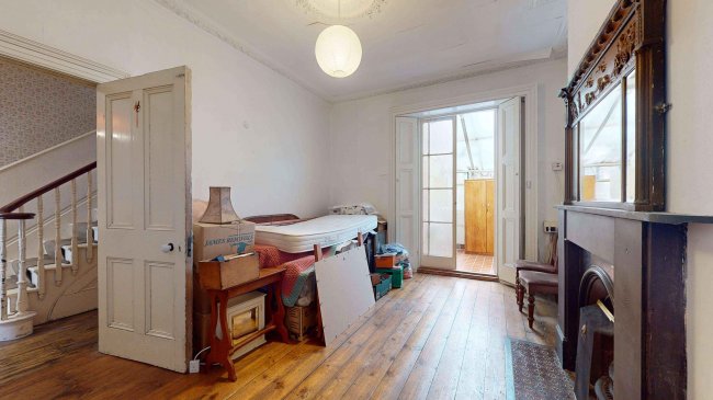 37 Bassein Park Road, Shepherds Bush, London, W12 9RW 10