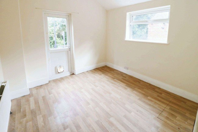 27 & 27A Princes Avenue, Kingston upon Hull, East Riding of Yorkshire HU5 3RX 2