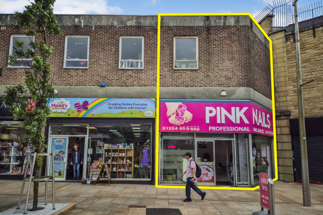 40 Broadway, Accrington, Lancashire, BB5 1EW 32