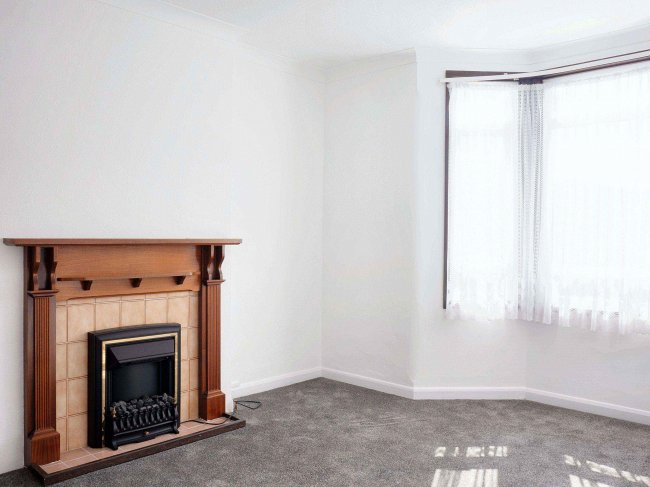 12 Clarissa Road, Romford, RM6 4ND 1