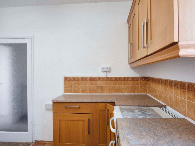 12 Clarissa Road, Romford, RM6 4ND 1