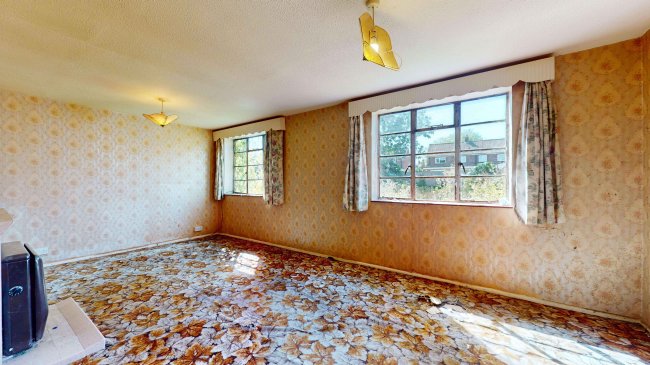 12 Greenside, High Halden, Kent, TN26 3LT 9