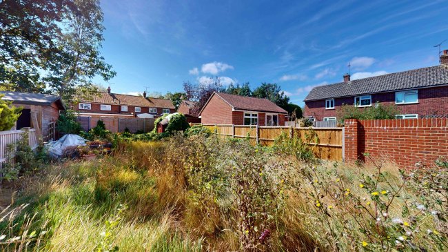 12 Greenside, High Halden, Kent, TN26 3LT 9