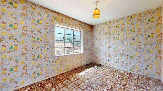 12 Greenside, High Halden, Kent, TN26 3LT 9