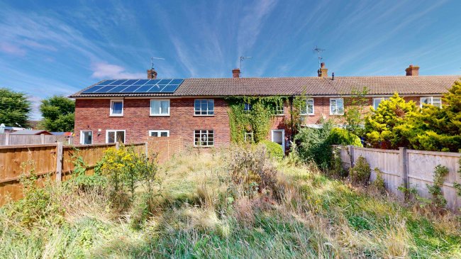 12 Greenside, High Halden, Kent, TN26 3LT 9