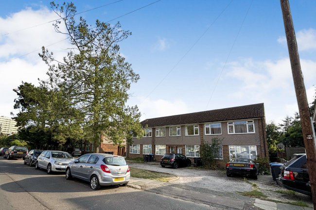 59-77 (odd) St George's Road, Enfield, EN1 4TY 9