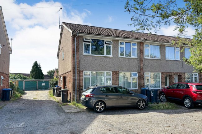 59-77 (odd) St George's Road, Enfield, EN1 4TY 9