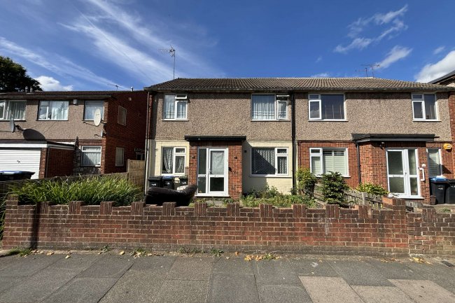 19 & 21 Latymer Road, London, N9 9PF 7