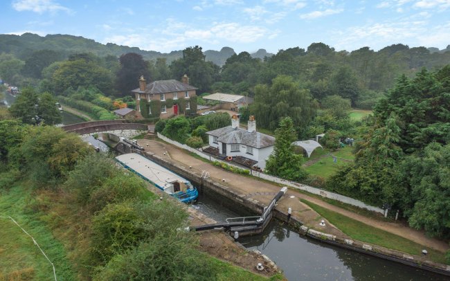 Stockers Lock House, Stockers Lock, Rickmansworth WD3 1NZ 5