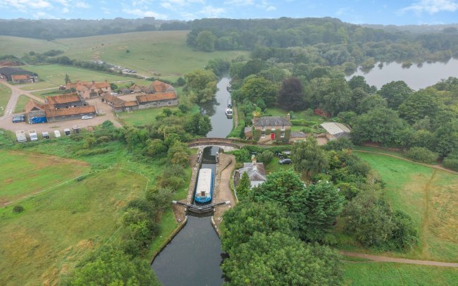 Stockers Lock House, Stockers Lock, Rickmansworth WD3 1NZ 5