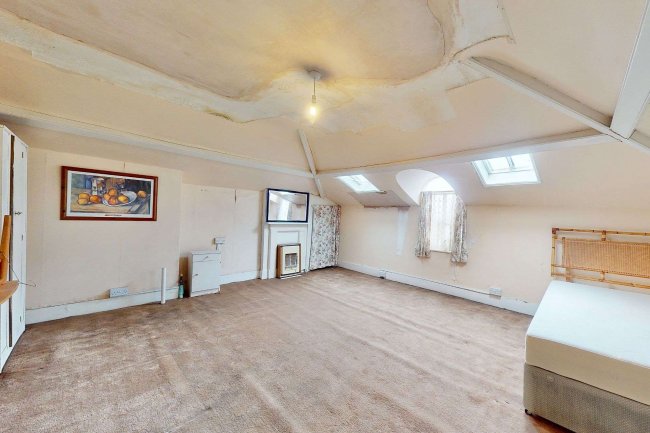 12 The Grove, Isleworth, TW7 4JZ 3