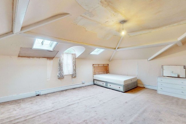 12 The Grove, Isleworth, TW7 4JZ 3