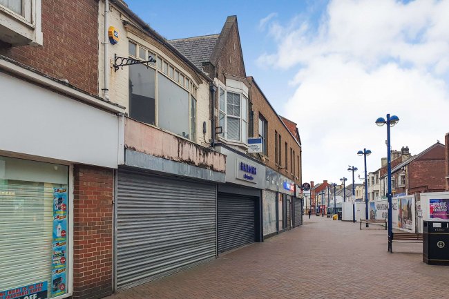 52 High Street, Redcar, TS10 3DR 34