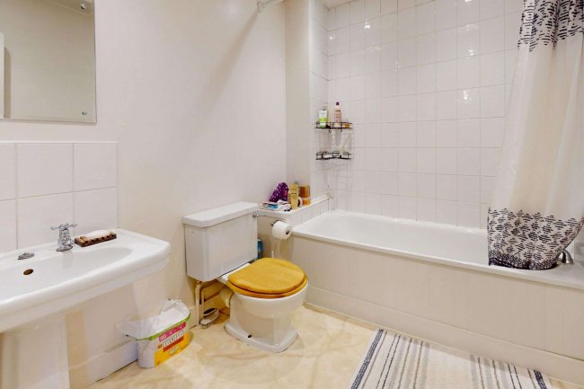 6 Tonsley Hill, London SW18 1BB 5