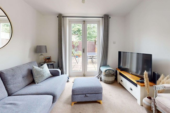 6 Tonsley Hill, London SW18 1BB 5