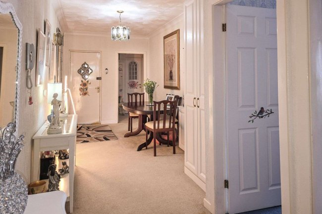 11 Silverburn, 193 St Annes Road East, Lytham St Annes, Lancashire, FY8 3HQ 3