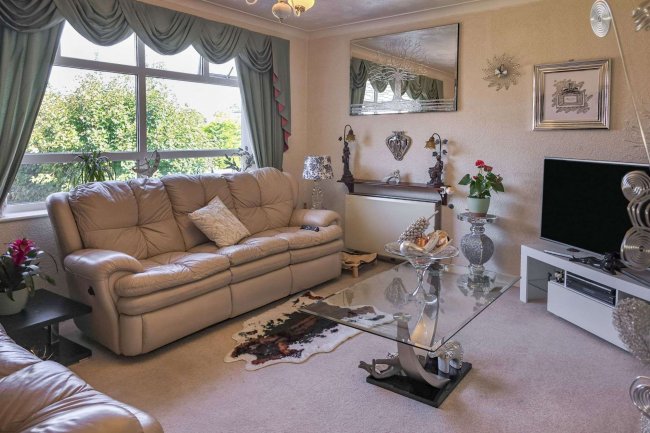 11 Silverburn, 193 St Annes Road East, Lytham St Annes, Lancashire, FY8 3HQ 3