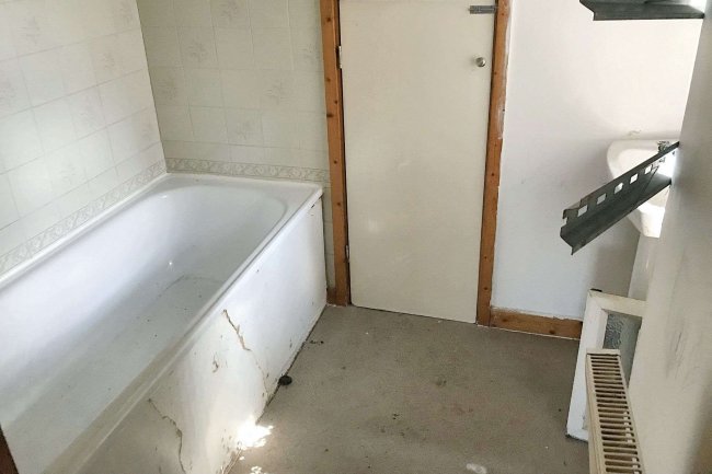 45 Eastbrooks Place, Pitsea, Basildon, SS13 3QR 1