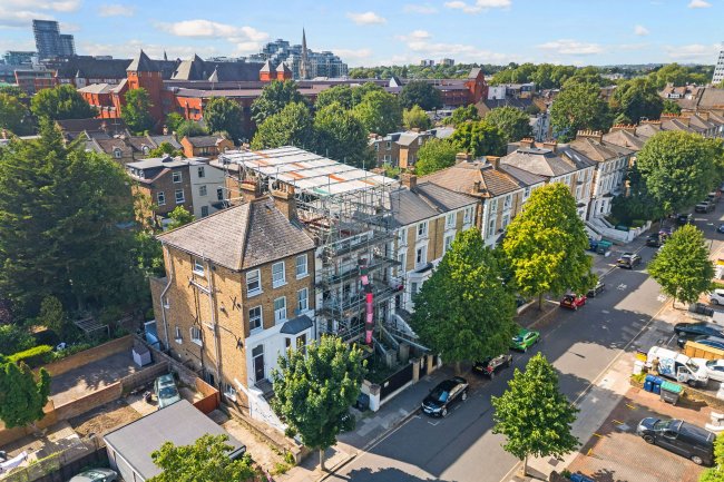 54 Windsor Road, Ealing, London W5 5PE 9