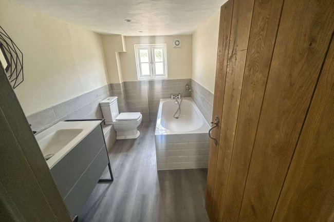 The Former Red Lion Public House, 1 London Road, Biggleswade SG18 8ED 10