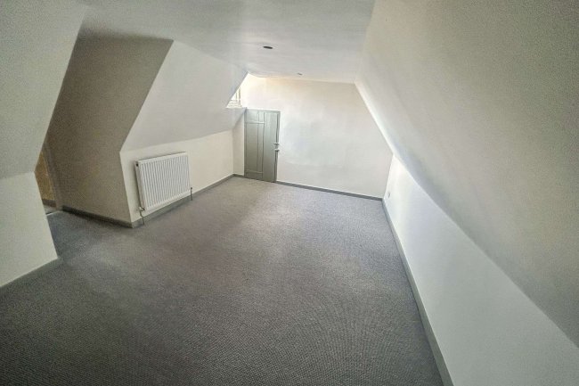 The Former Red Lion Public House, 1 London Road, Biggleswade SG18 8ED 10