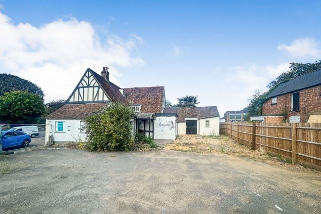 The Former Red Lion Public House, 1 London Road, Biggleswade SG18 8ED 10