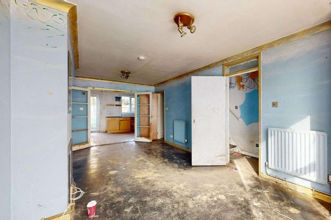 135 Winsor Terrace, East Ham, London, E6 6LB 1