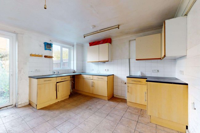 135 Winsor Terrace, East Ham, London, E6 6LB 1