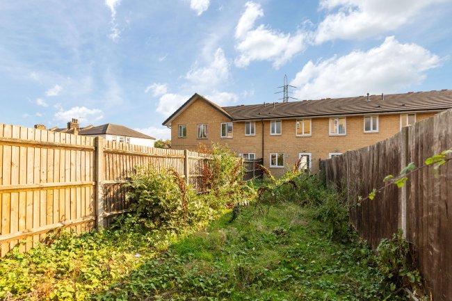 135 Winsor Terrace, East Ham, London, E6 6LB 1