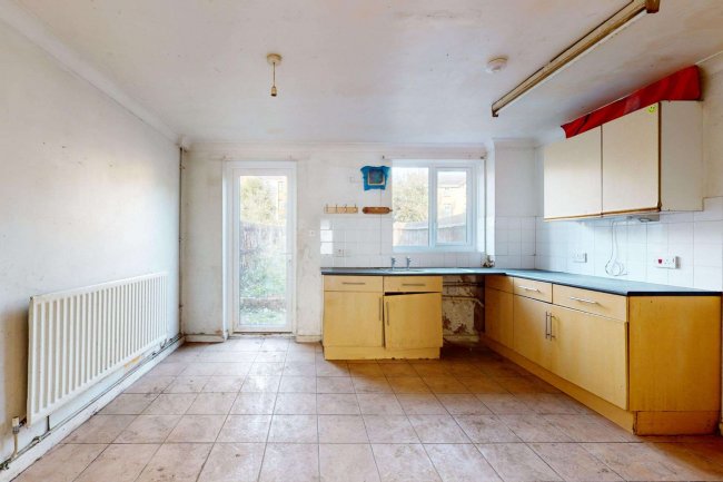 135 Winsor Terrace, East Ham, London, E6 6LB 1