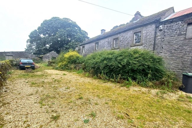 Needham Grange Farm, Earl Sterndale, Buxton, SK17 0DD 3