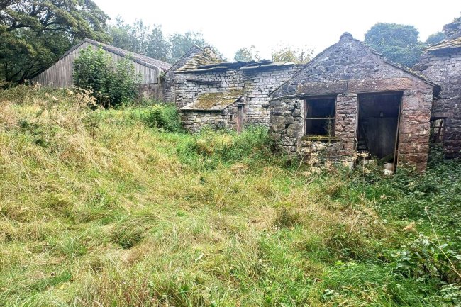 Needham Grange Farm, Earl Sterndale, Buxton, SK17 0DD 3