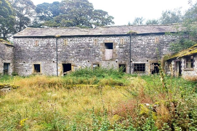 Needham Grange Farm, Earl Sterndale, Buxton, SK17 0DD 3