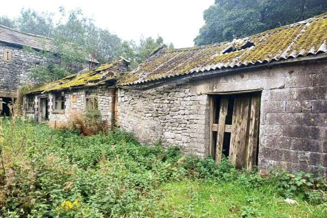 Needham Grange Farm, Earl Sterndale, Buxton, SK17 0DD 3