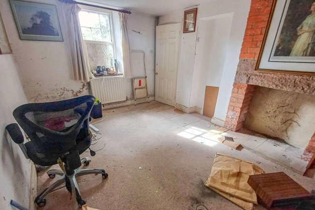 Needham Grange Farm, Earl Sterndale, Buxton, SK17 0DD 3