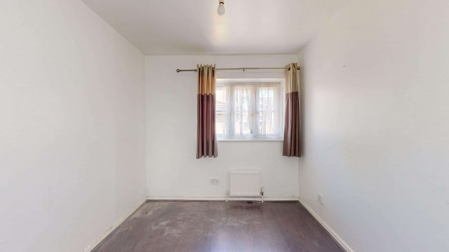 137 Alpha Grove, Poplar, London, E14 8PQ 8