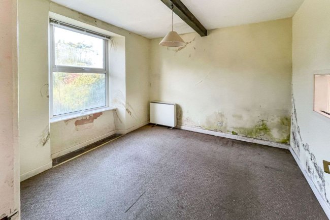 Lower Boswin, Porkellis, Helston, Cornwall, TR13 0HS 7