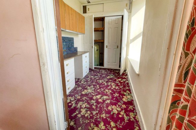 Lower Boswin, Porkellis, Helston, Cornwall, TR13 0HS 7