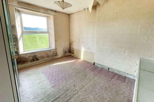 Lower Boswin, Porkellis, Helston, Cornwall, TR13 0HS 7