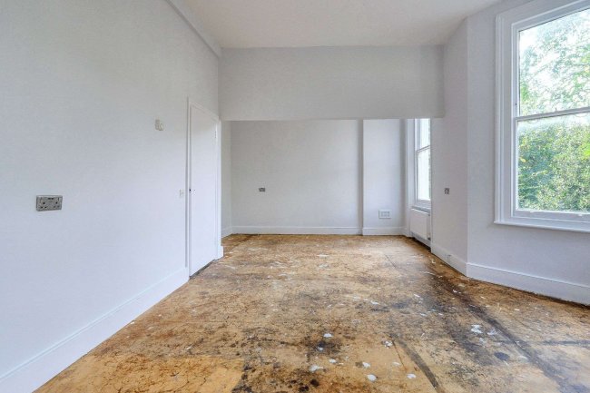 95c Cambridge Gardens, London, W10 6JE 10