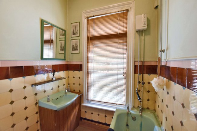 Warren Lodge, 2 Halesworth Road, Lewisham, London SE13 7TN 3